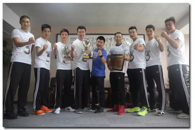 集团篮球队勇夺2016第十届湖南省直机关篮球赛乙级企业组冠军